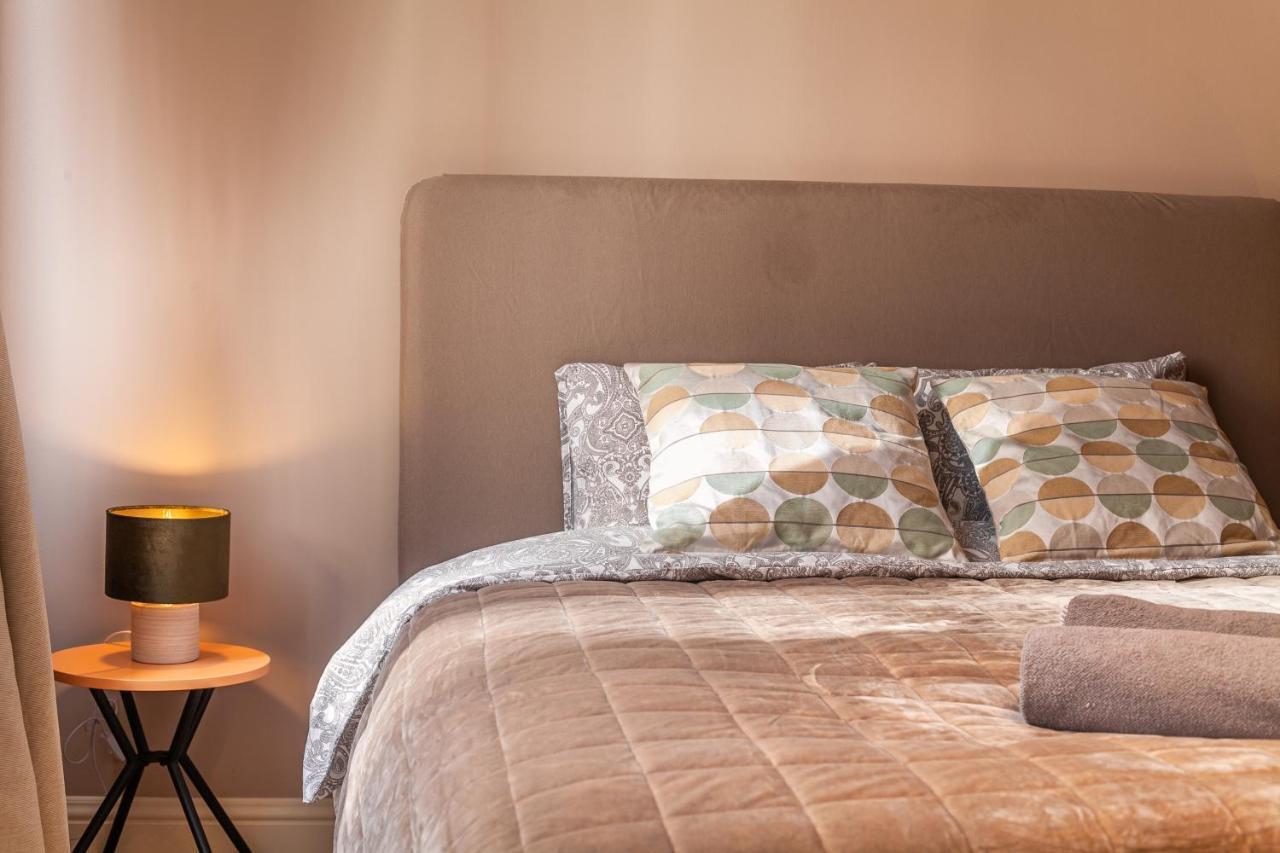 Luxury Suites Boutique By Rikas Hotels Antwerp Exterior photo